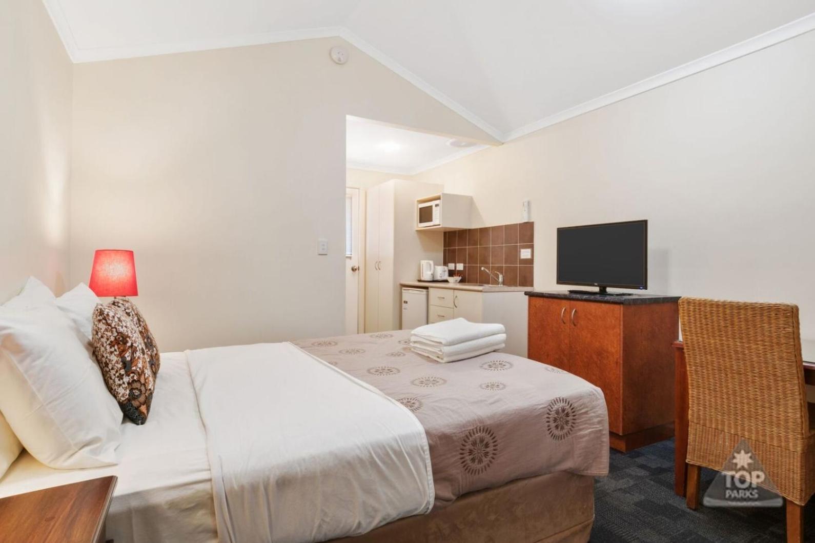 Dongara Tourist Park Hotel Port Denison Kültér fotó